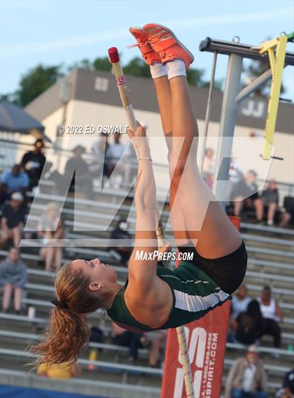 Thumbnail 1 in CIF State Track and Field Championship (Girls Pole Vault) photogallery.