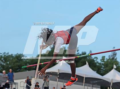 Thumbnail 1 in CIF State Track and Field Championship (Girls Pole Vault) photogallery.