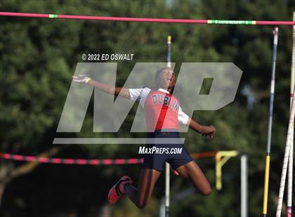 Thumbnail 1 in CIF State Track and Field Championship (Girls Pole Vault) photogallery.