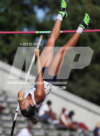 Thumbnail 3 in CIF State Track and Field Championship (Girls Pole Vault) photogallery.