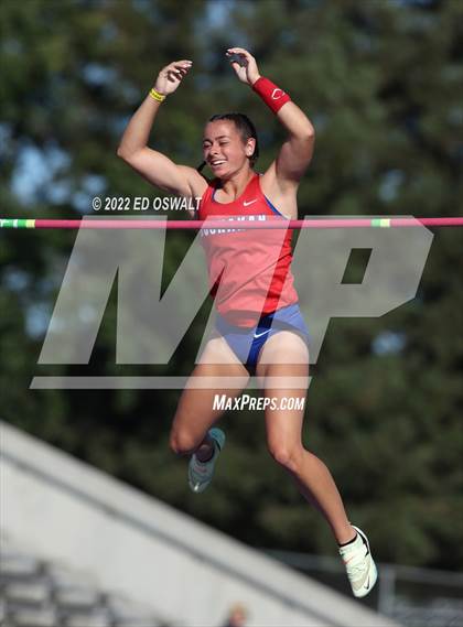 Thumbnail 1 in CIF State Track and Field Championship (Girls Pole Vault) photogallery.