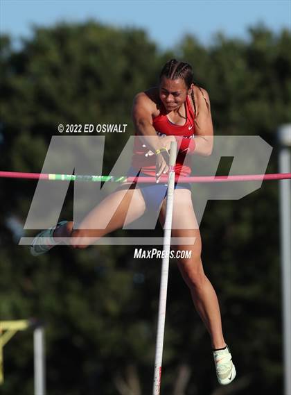 Thumbnail 1 in CIF State Track and Field Championship (Girls Pole Vault) photogallery.