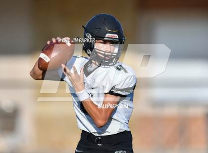 Thumbnail 1 in Cedar Park @ Vandegrift Silver photogallery.