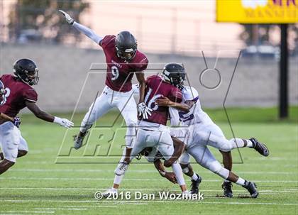 Thumbnail 3 in Everman @ Mansfield Timberview photogallery.