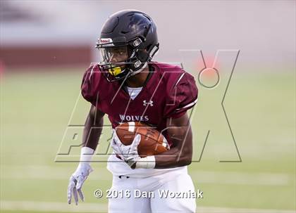 Thumbnail 1 in Everman @ Mansfield Timberview photogallery.