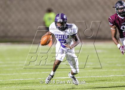 Thumbnail 1 in Everman @ Mansfield Timberview photogallery.