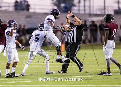 Thumbnail 1 in Everman @ Mansfield Timberview photogallery.