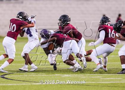 Thumbnail 1 in Everman @ Mansfield Timberview photogallery.