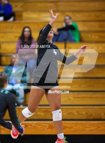 Thumbnail 1 in Doherty @ Regis Jesuit photogallery.