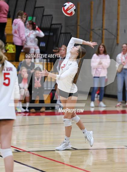 Thumbnail 1 in Doherty @ Regis Jesuit photogallery.