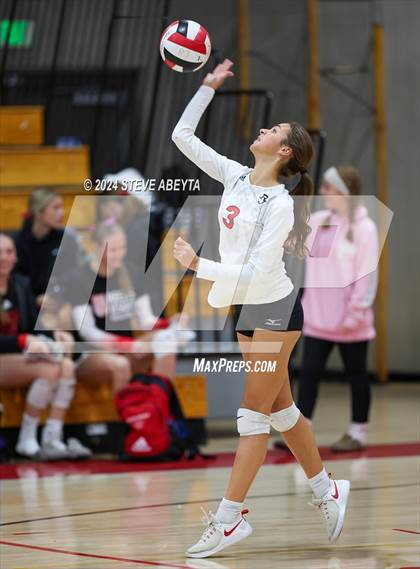 Thumbnail 3 in Doherty @ Regis Jesuit photogallery.