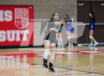 Thumbnail 1 in Doherty @ Regis Jesuit photogallery.