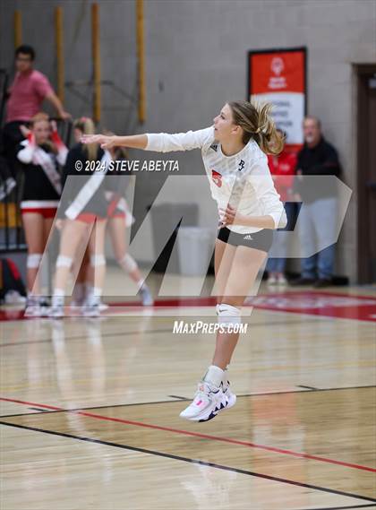 Thumbnail 1 in Doherty @ Regis Jesuit photogallery.