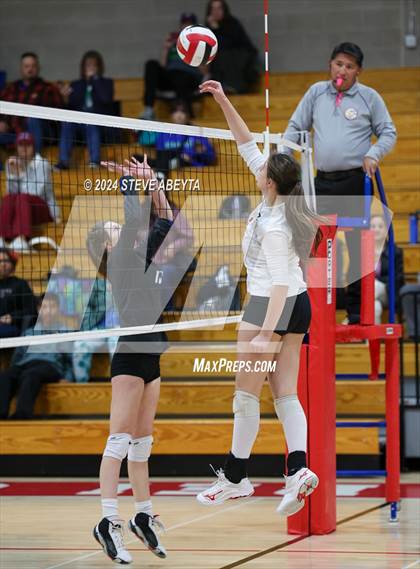 Thumbnail 2 in Doherty @ Regis Jesuit photogallery.