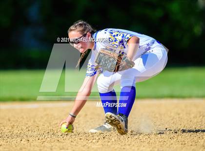 Thumbnail 2 in East Meadow @ Mepham photogallery.