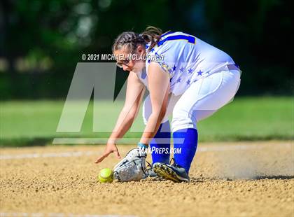 Thumbnail 1 in East Meadow @ Mepham photogallery.