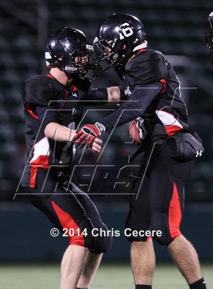 Thumbnail 3 in Haverling vs. Le Roy (Section 5 Class C Final) photogallery.