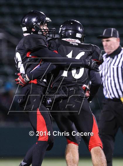 Thumbnail 2 in Haverling vs. Le Roy (Section 5 Class C Final) photogallery.