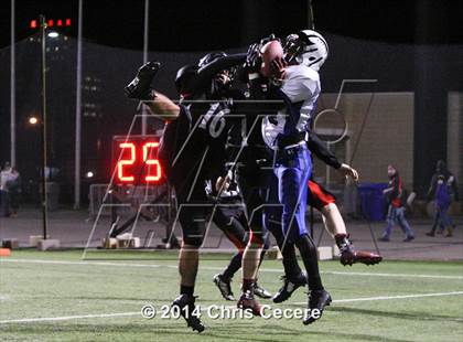 Thumbnail 3 in Haverling vs. Le Roy (Section 5 Class C Final) photogallery.