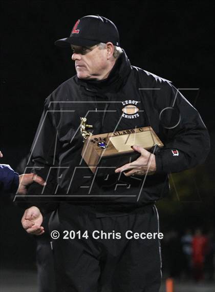 Thumbnail 2 in Haverling vs. Le Roy (Section 5 Class C Final) photogallery.