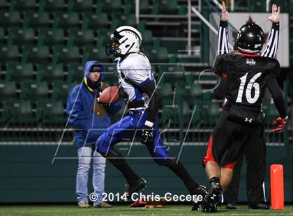 Thumbnail 3 in Haverling vs. Le Roy (Section 5 Class C Final) photogallery.