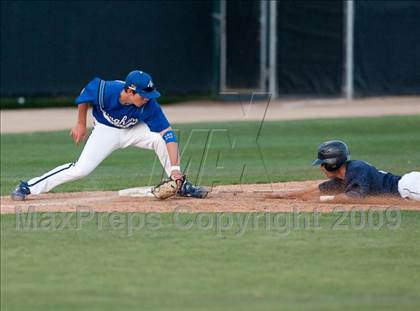 Thumbnail 1 in Elk Grove vs. Bingham (Lions Tournament) photogallery.