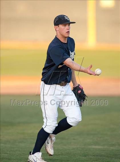 Thumbnail 3 in Elk Grove vs. Bingham (Lions Tournament) photogallery.