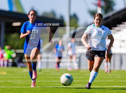 Thumbnail 1 in Spanaway Lake @ Hazen photogallery.