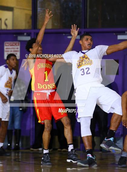Thumbnail 3 in Lynwood vs. Dominguez photogallery.