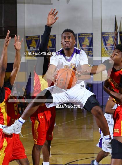 Thumbnail 2 in Lynwood vs. Dominguez photogallery.