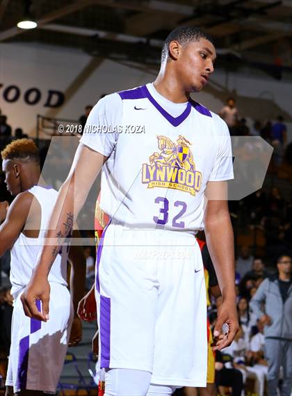 Thumbnail 3 in Lynwood vs. Dominguez photogallery.