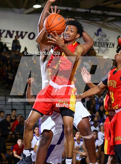 Thumbnail 2 in Lynwood vs. Dominguez photogallery.