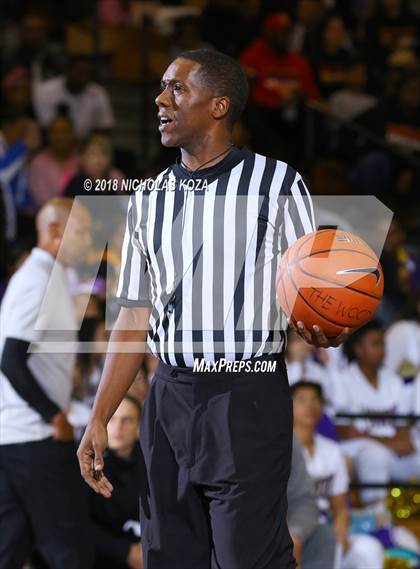 Thumbnail 3 in Lynwood vs. Dominguez photogallery.