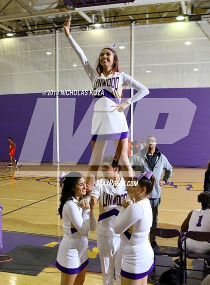 Thumbnail 3 in Lynwood vs. Dominguez photogallery.