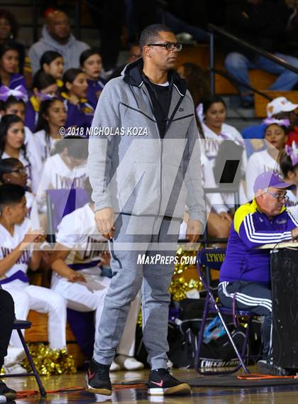 Thumbnail 2 in Lynwood vs. Dominguez photogallery.