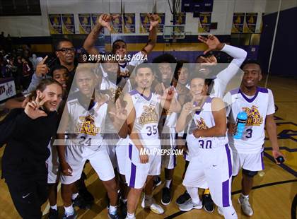 Thumbnail 3 in Lynwood vs. Dominguez photogallery.