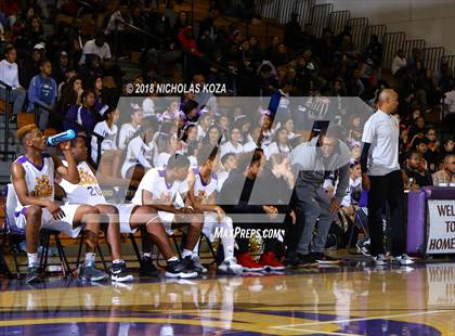 Thumbnail 2 in Lynwood vs. Dominguez photogallery.