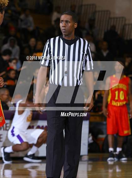 Thumbnail 3 in Lynwood vs. Dominguez photogallery.
