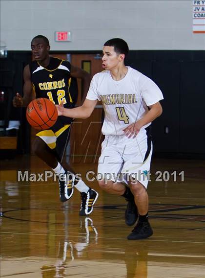 Thumbnail 3 in Pasadena Memorial vs Conroe (McDonald's Texas Invitational) photogallery.