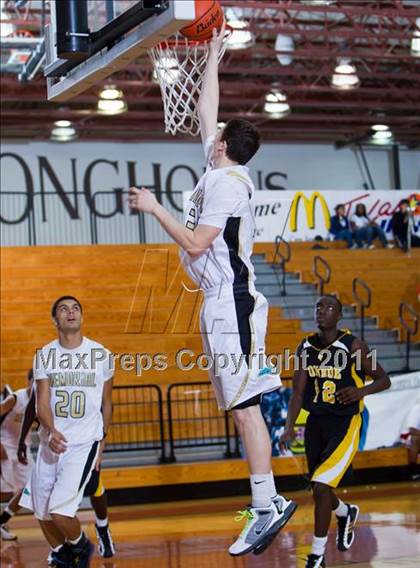 Thumbnail 2 in Pasadena Memorial vs Conroe (McDonald's Texas Invitational) photogallery.