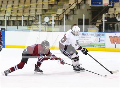 Thumbnail 3 in Newton/Lenape Valley vs Park Regional photogallery.