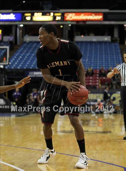 Thumbnail 2 in Alemany vs. Sacred Heart Cathedral (CIF State D3 Final) photogallery.