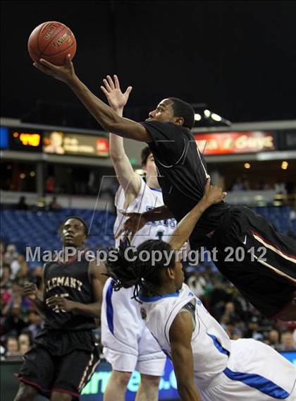 Thumbnail 1 in Alemany vs. Sacred Heart Cathedral (CIF State D3 Final) photogallery.