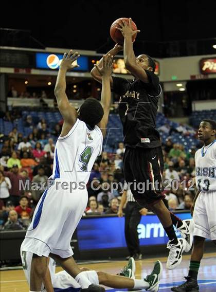 Thumbnail 2 in Alemany vs. Sacred Heart Cathedral (CIF State D3 Final) photogallery.