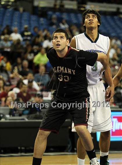 Thumbnail 1 in Alemany vs. Sacred Heart Cathedral (CIF State D3 Final) photogallery.