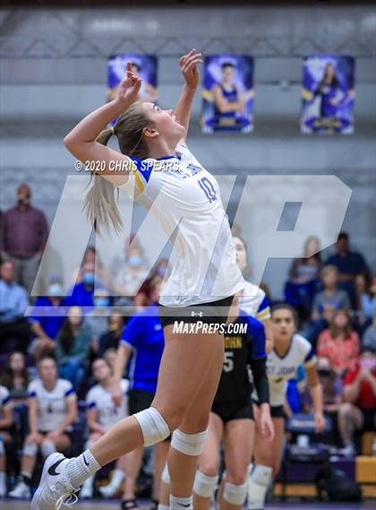 Thumbnail 2 in St. John Lutheran vs. Redeemer Christian photogallery.