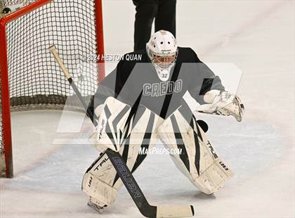 Thumbnail 3 in Mater Dei vs. Servite photogallery.