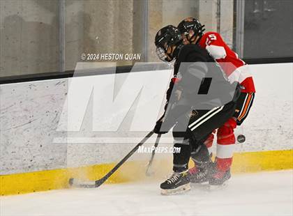 Thumbnail 1 in Mater Dei vs. Servite photogallery.