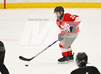 Thumbnail 1 in Mater Dei vs. Servite photogallery.