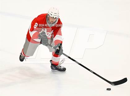 Thumbnail 3 in Mater Dei vs. Servite photogallery.